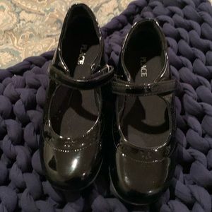 Children’s Place Patten Leather Shoe Size 4